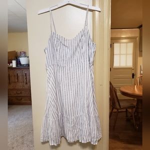 Women's stretchy Old Navy white & blue stripe dress sz large in great condition